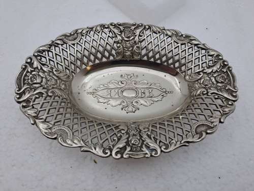 Small Vintage Silverplated Tray- 15cm x 10,7cm x 2cm