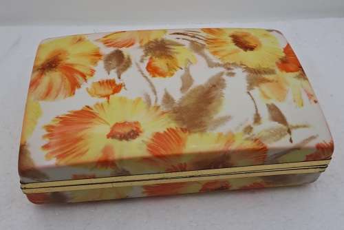 Vintage 1970`s MELE Floral Jewelry Box 17,5cm X 11cm x 4,8cm