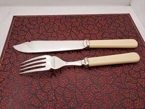 12 Pc Vintage DE MONTFORT Silver Plated Bone Handle Fish Cutlery set -Boxed -Sheffield England