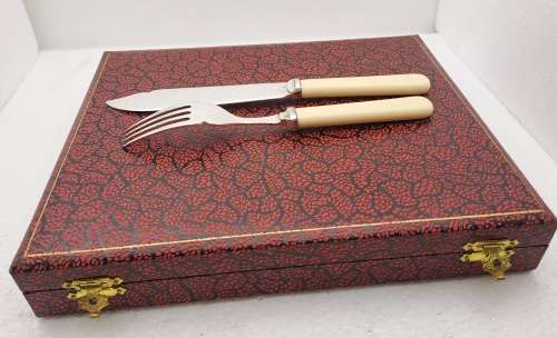 12 Pc Vintage DE MONTFORT Silver Plated Bone Handle Fish Cutlery set -Boxed -Sheffield England