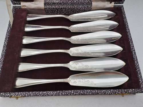 12 Pc Vintage Silver Plated  Fish Cutlery set -Boxed -(one fork different pattern)