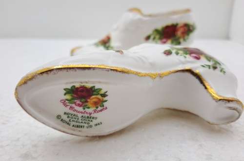 2 Vintage Royal Albert Old Country Roses Shoes (Very Tiny chip on one)