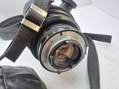 Pre-owned Vintage 1970`s Nikon Zoom Nikkor 50-300mm 1:4,5 with filter and cap