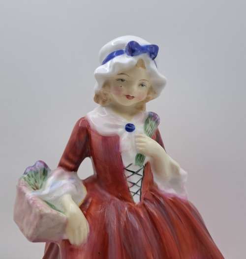 Vintage Royal Doulton `Lavinia`` No838507` HN 1955 Porcelain doll
