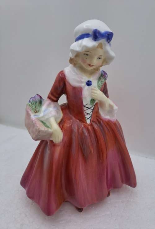 Vintage Royal Doulton `Lavinia`` No838507` HN 1955 Porcelain doll