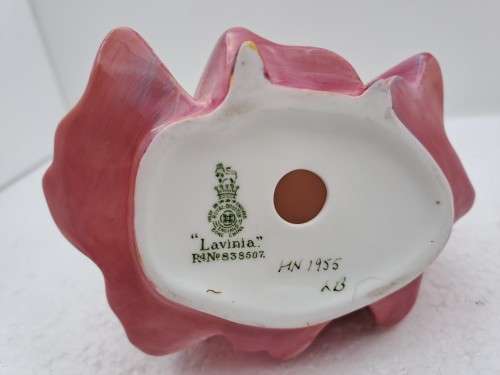 Vintage Royal Doulton `Lavinia`` No838507` HN 1955 Porcelain doll