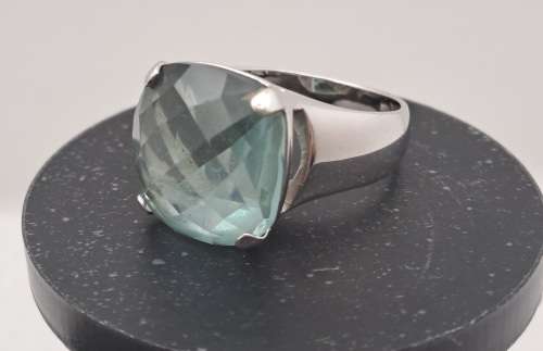Pre-Owned Light Turquoise Swarovski Crystal Ladies Dress ring - Boxed.