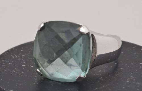 Pre-Owned Light Turquoise Swarovski Crystal Ladies Dress ring - Boxed.