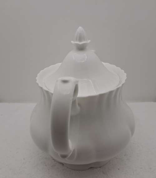 Vintage Royal Albert REVERIE Bone China  Teapot -Mint condition