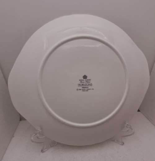 1986 Royal Albert HORIZONS PROFILE Bone China -Cake Plate