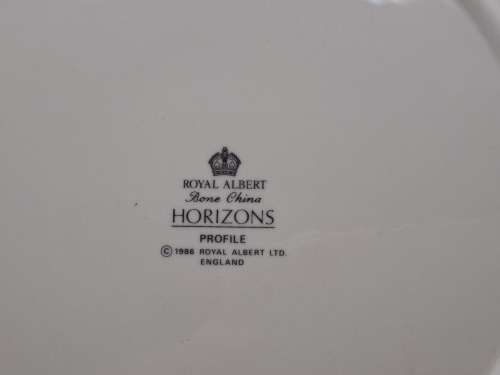 1986 Royal Albert HORIZONS PROFILE Bone China -Cake Plate