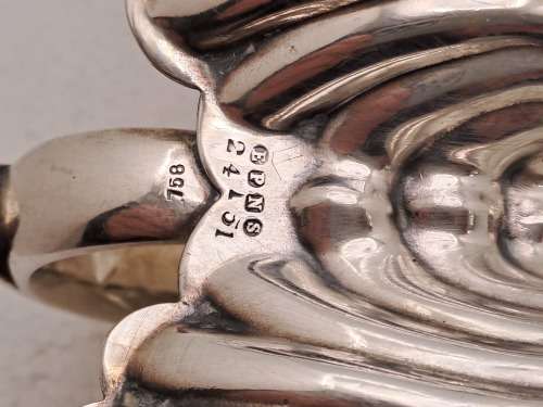 Vintage Italian style Silver Plated E.P.N.S 3 Part Clam Shell Server
