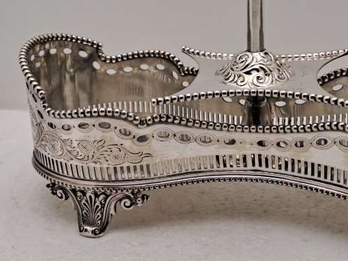Beautiful Antique Silverplate Cruet Set