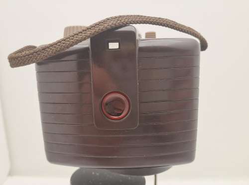 Collectable Vintage 1950`s Kodak Brownie HOLIDAY 127 Camera -Dakon Lens