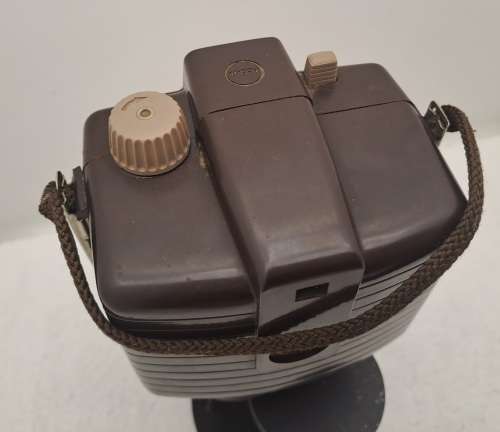 Collectable Vintage 1950`s Kodak Brownie HOLIDAY 127 Camera -Dakon Lens