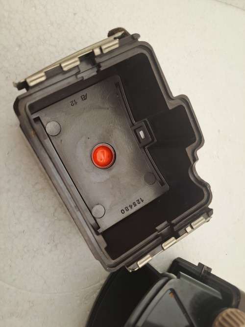 Collectable Vintage 1950`s Kodak Brownie HOLIDAY 127 Camera -Dakon Lens