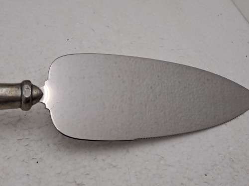Large Carol Boyes   Cake Server -Used Condition - 31cm