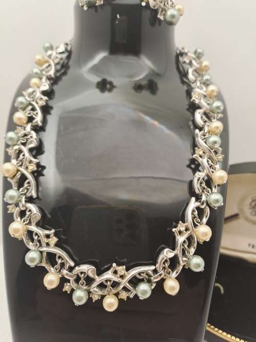 Vintage Trifari  Pearl Necklace with Matching Earrings -Made in Italy