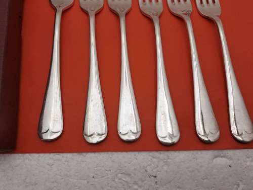 6 X Vintage William Rodgers EPNS Electroplated Nickle Silver Forks Made Sheffield in England.Boxed