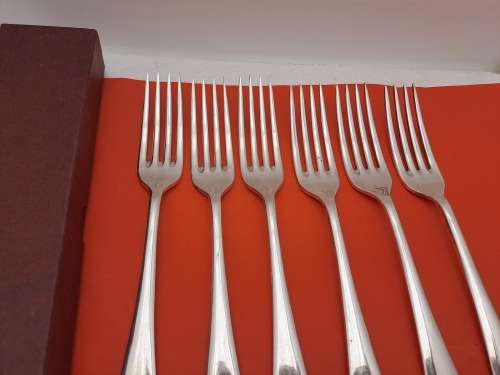 6 X Vintage William Rodgers EPNS Electroplated Nickle Silver Forks Made Sheffield in England.Boxed