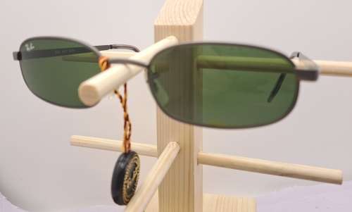 Original Vintage Ray-ban Sunglasses Unused -with Box ,Manual and Cloth.