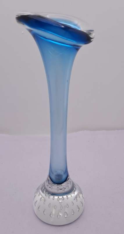 Beautiful Vintage blue Murano Vase 21cm x 7,3cm