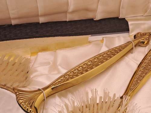 4pc 1960`s Lissco Ladies Brush and Mirror set -Boxed- Made in England.