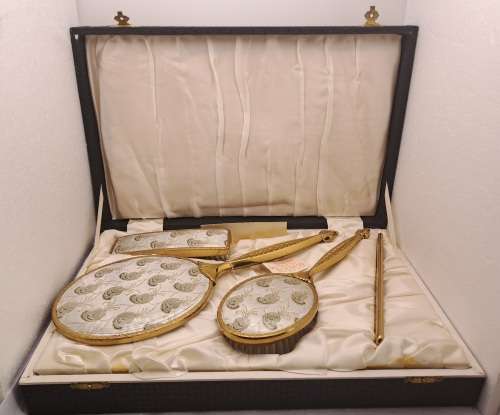 4pc 1960`s Lissco Ladies Brush and Mirror set -Boxed- Made in England.