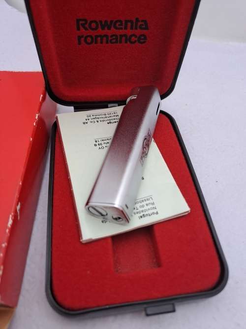 Vintage Rowenta Romance Lighter still in Case -seems to be unused -need Gas