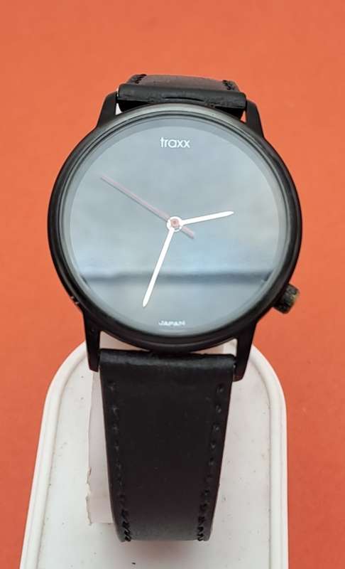 Pre-Owned Traxx Fashion Quartz watch made in Japan -as New -Working