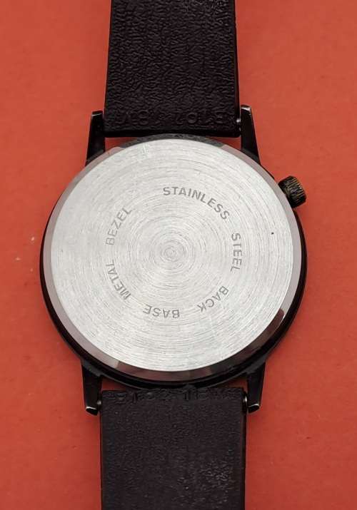 Pre-Owned Traxx Fashion Quartz watch made in Japan -as New -Working