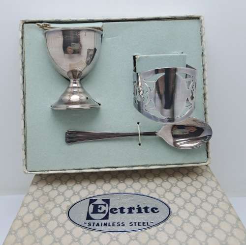 Vintage EETRITE -  E.P.N.S Seranco Plate Baby Christening Set - -Boxed