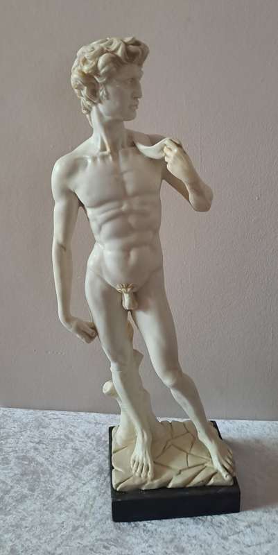 LARGE!!!!  David Statue 60cm Tall - Made from Resin