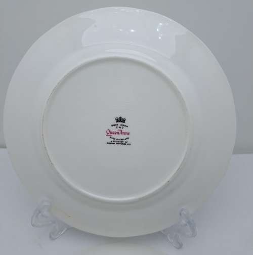 FOR BUYER vlinderskat ONLY!!!!! Queen Anne Bone China Side Plate and 4 Saucers Pattern 8654