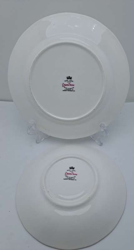 FOR BUYER vlinderskat ONLY!!!!! Queen Anne Bone China Side Plate and 4 Saucers Pattern 8654