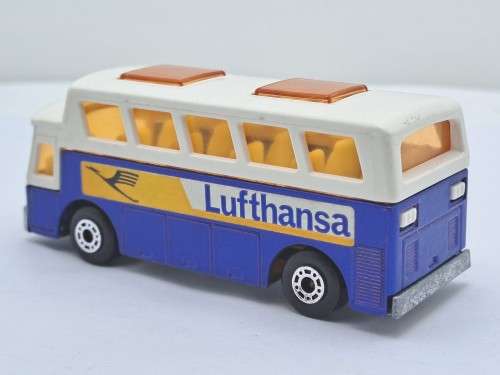 1977-Vintage Matchbox Lesney No.65  Airport Coach Die Cast