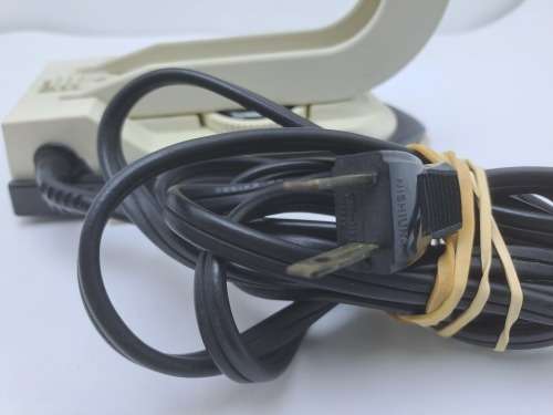 Vintage Portable Goodway Tourist Mini IRON Made in Hong Kong Model TR-8- in bag