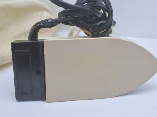 Vintage Portable Goodway Tourist Mini IRON Made in Hong Kong Model TR-8- in bag