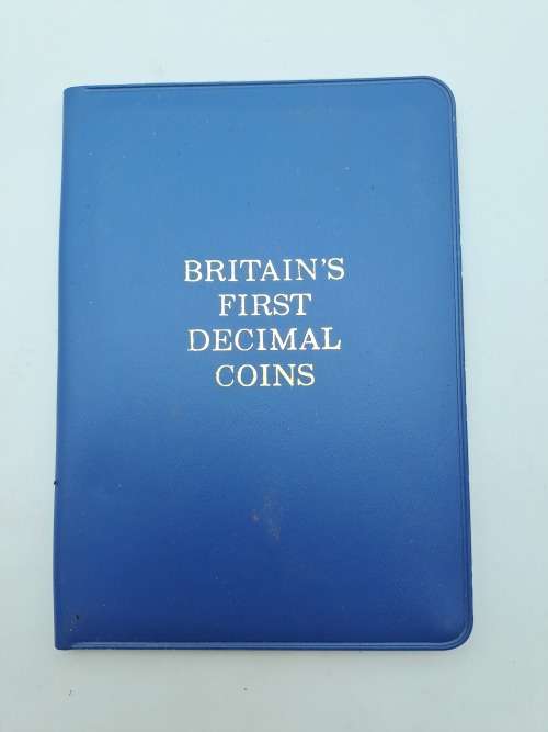 1971 Britain`s First Decimal Coin set in Blue Wallet