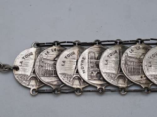 Vintage Paris La Tour Eiffel Coin Souvenir Bracelet with Landmarks 23cm
