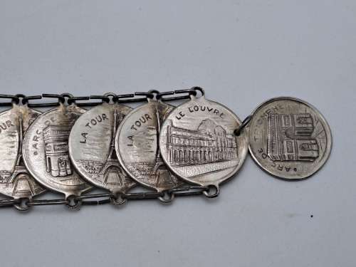 Vintage Paris La Tour Eiffel Coin Souvenir Bracelet with Landmarks 23cm