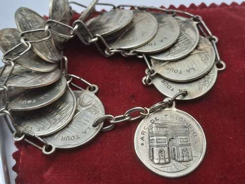 Vintage Paris La Tour Eiffel Coin Souvenir Bracelet with Landmarks 23cm