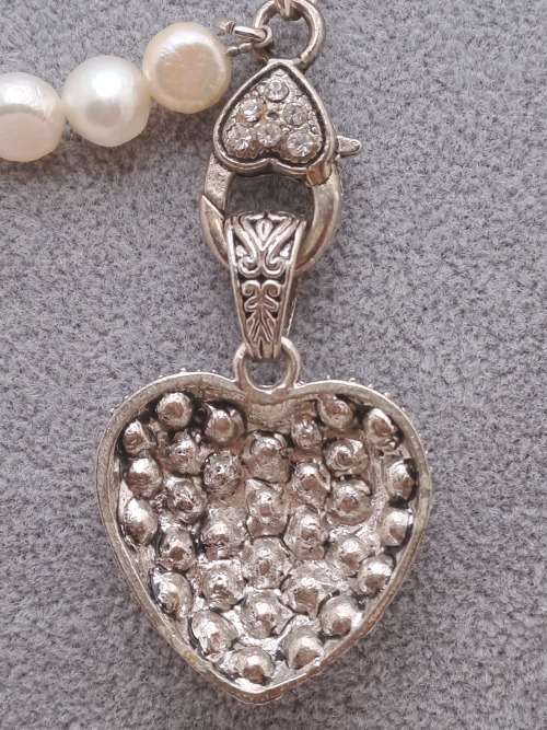 Vintage Pearl Necklace 42cm  with Heart Pendant 42x30mm