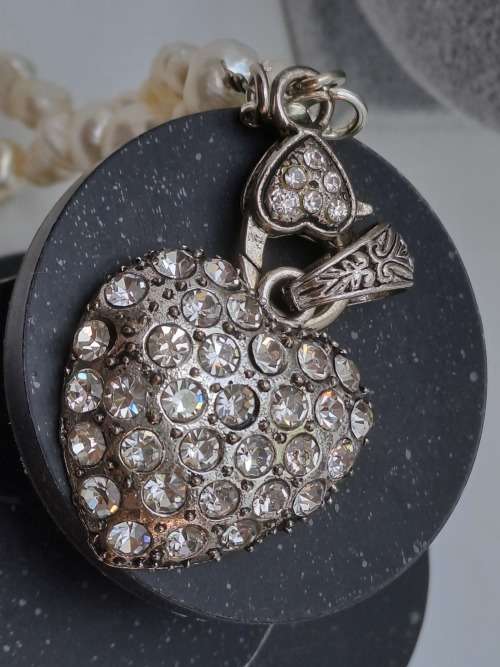 Vintage Pearl Necklace 42cm  with Heart Pendant 42x30mm