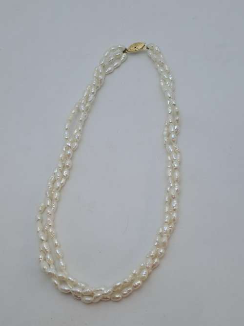 Vintage 3 Strand  Pearl Necklace 42cm  (Boxed)