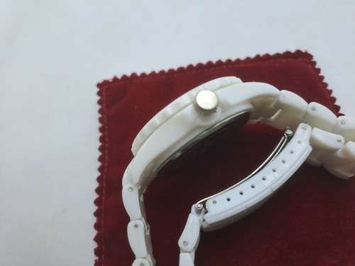 Pre-owned Vintage Fashion Quartz Watch by Toy-Watch Company (Plastic Case-and Strap) WORKING