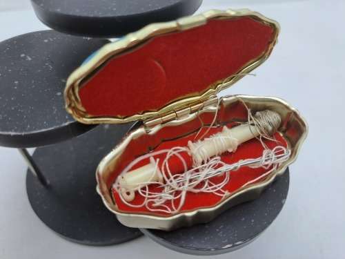 Vintage sewing Kit in Hinged Tin -made in Japan (can be used as pillbox )
