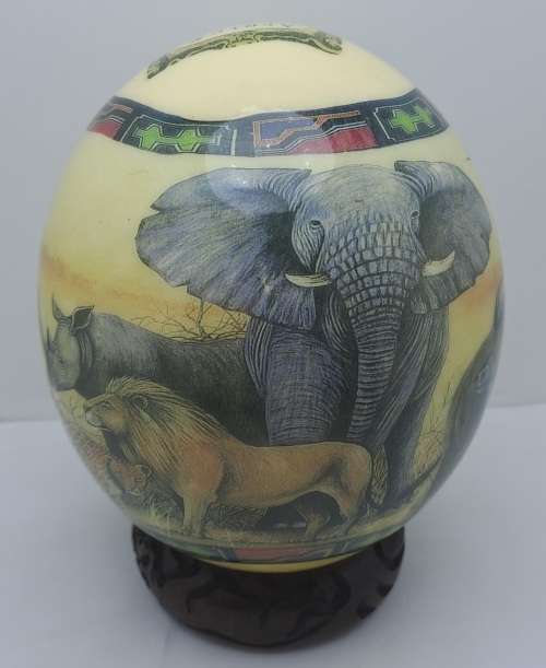 Decorated Ostrich Egg -Africae Tabula Nova (`New Map of Africa`) Elephants