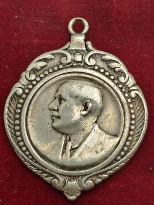 Unknown Spanish Pendant /Medal  1914 (could be silver)
