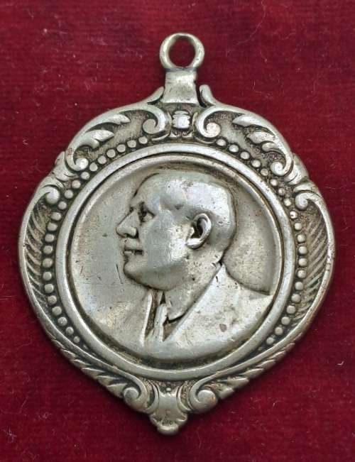 Unknown Spanish Pendant /Medal  1914 (could be silver)